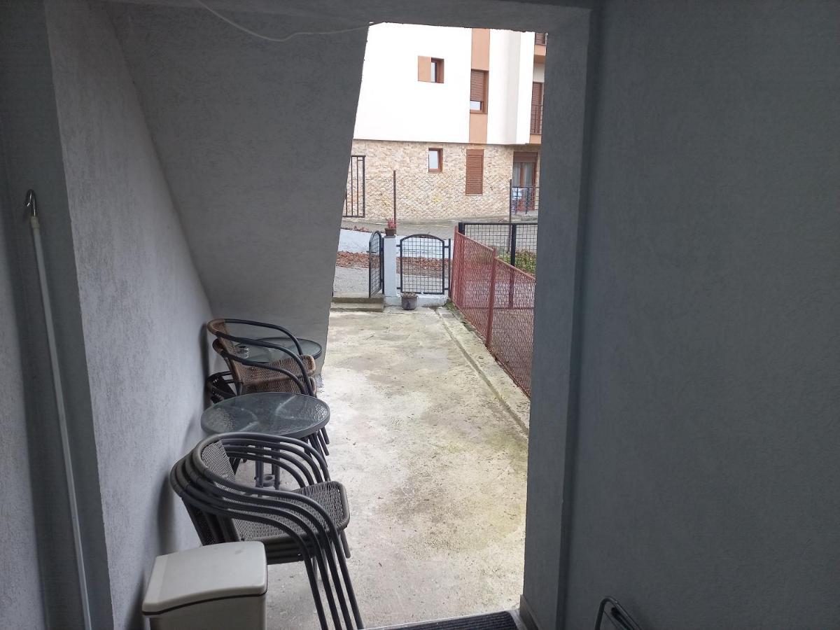 Adrijana 2 Apartmani Vrnjačka Banja エクステリア 写真